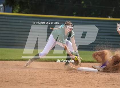 Thumbnail 1 in Opelousas Catholic vs. Ouachita Christian (LHSAA Division IV Quarterfinal) photogallery.