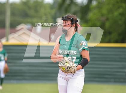 Thumbnail 3 in Opelousas Catholic vs. Ouachita Christian (LHSAA Division IV Quarterfinal) photogallery.