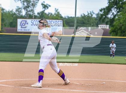 Thumbnail 2 in Opelousas Catholic vs. Ouachita Christian (LHSAA Division IV Quarterfinal) photogallery.