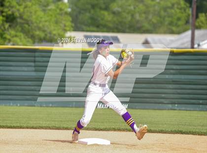Thumbnail 1 in Opelousas Catholic vs. Ouachita Christian (LHSAA Division IV Quarterfinal) photogallery.