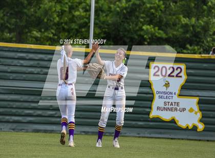 Thumbnail 3 in Opelousas Catholic vs. Ouachita Christian (LHSAA Division IV Quarterfinal) photogallery.