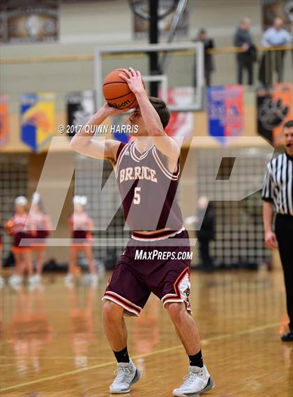Thumbnail 2 in Brother Rice @ Chicago Mt. Carmel photogallery.