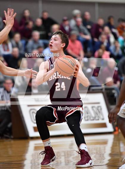 Thumbnail 3 in Brother Rice @ Chicago Mt. Carmel photogallery.