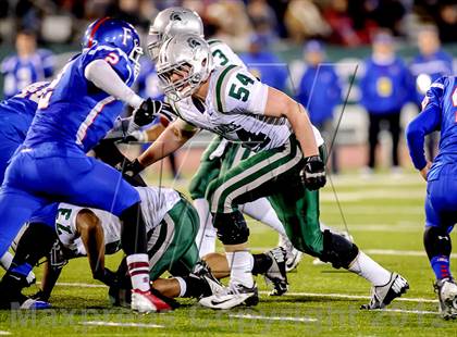 Thumbnail 3 in Folsom vs. De La Salle (CIF NorCal Regional Open Division Final) photogallery.