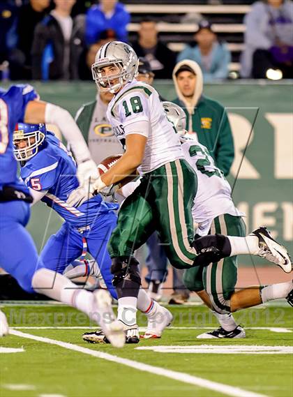 Thumbnail 1 in Folsom vs. De La Salle (CIF NorCal Regional Open Division Final) photogallery.