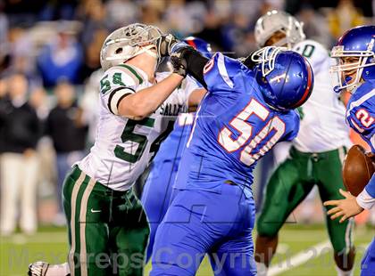 Thumbnail 2 in Folsom vs. De La Salle (CIF NorCal Regional Open Division Final) photogallery.