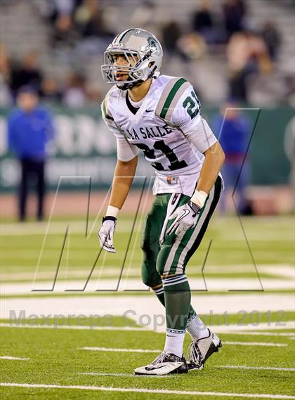 Thumbnail 3 in Folsom vs. De La Salle (CIF NorCal Regional Open Division Final) photogallery.