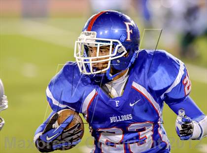 Thumbnail 1 in Folsom vs. De La Salle (CIF NorCal Regional Open Division Final) photogallery.
