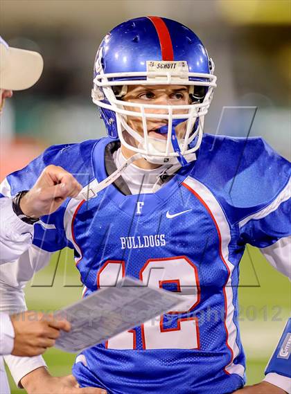 Thumbnail 2 in Folsom vs. De La Salle (CIF NorCal Regional Open Division Final) photogallery.