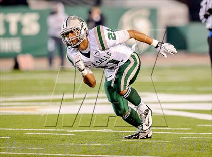 Thumbnail 1 in Folsom vs. De La Salle (CIF NorCal Regional Open Division Final) photogallery.