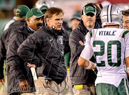Thumbnail 2 in Folsom vs. De La Salle (CIF NorCal Regional Open Division Final) photogallery.