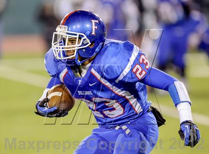Thumbnail 3 in Folsom vs. De La Salle (CIF NorCal Regional Open Division Final) photogallery.