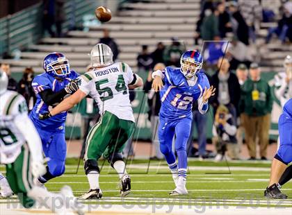 Thumbnail 2 in Folsom vs. De La Salle (CIF NorCal Regional Open Division Final) photogallery.