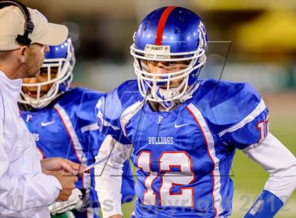 Thumbnail 1 in Folsom vs. De La Salle (CIF NorCal Regional Open Division Final) photogallery.