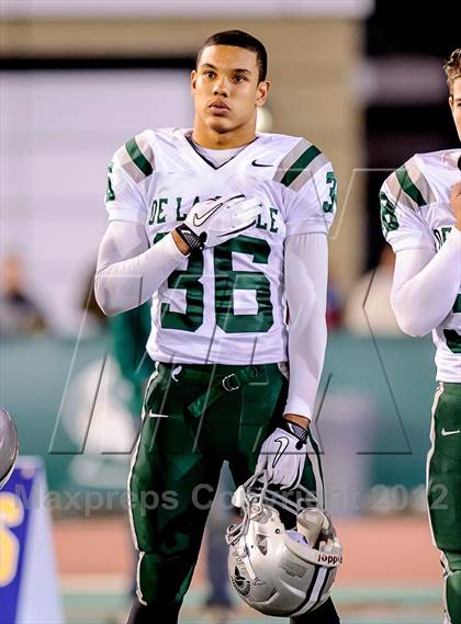 Thumbnail 1 in Folsom vs. De La Salle (CIF NorCal Regional Open Division Final) photogallery.