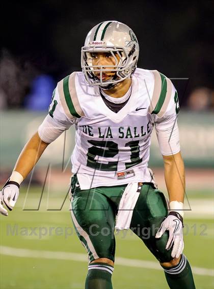 Thumbnail 3 in Folsom vs. De La Salle (CIF NorCal Regional Open Division Final) photogallery.