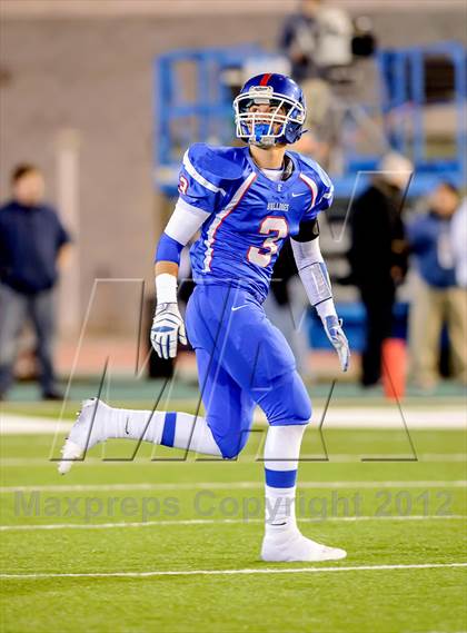 Thumbnail 1 in Folsom vs. De La Salle (CIF NorCal Regional Open Division Final) photogallery.