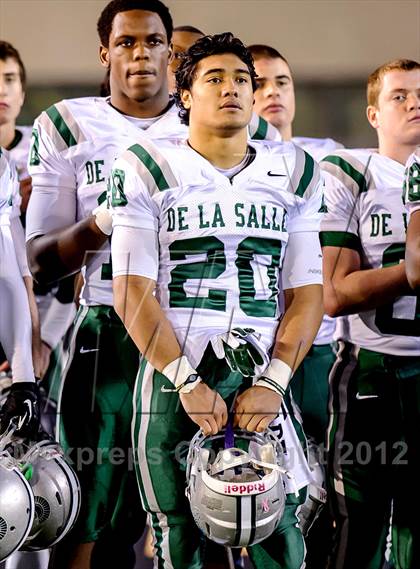 Thumbnail 1 in Folsom vs. De La Salle (CIF NorCal Regional Open Division Final) photogallery.