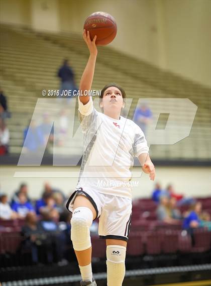 Thumbnail 3 in MacArthur [Douglas] vs Churchill photogallery.