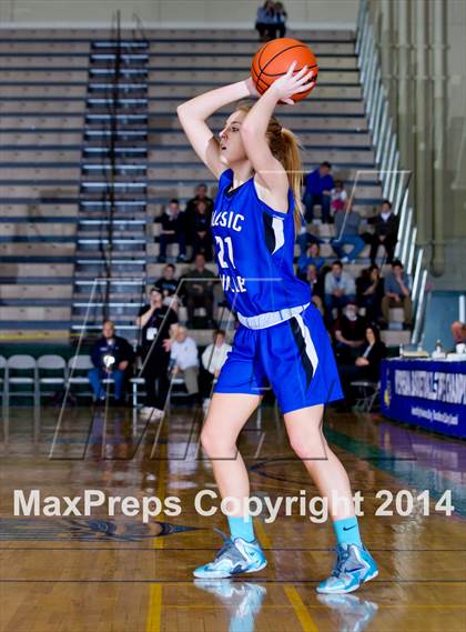 Thumbnail 1 in Chautauqua Lake vs. Hoosic Valley (NYSPHSAA Class C Final) photogallery.