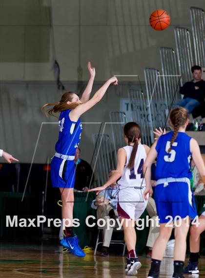 Thumbnail 3 in Chautauqua Lake vs. Hoosic Valley (NYSPHSAA Class C Final) photogallery.