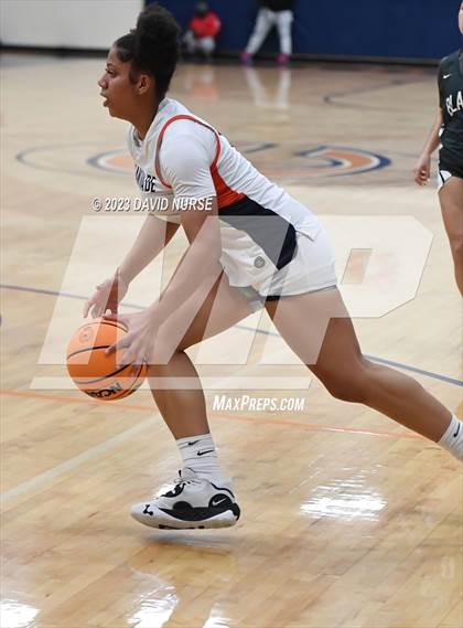 Thumbnail 2 in Chaminade @ Sierra Canyon photogallery.