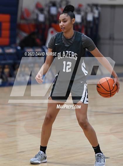 Thumbnail 2 in Chaminade @ Sierra Canyon photogallery.
