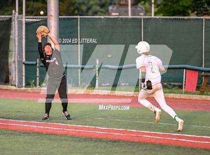 Thumbnail 3 in South Webster vs Eastern (OHSAA Division IV Region 15 District Final) photogallery.