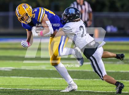 Thumbnail 2 in Hilliard Darby @ Olentangy photogallery.