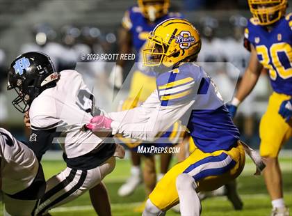 Thumbnail 1 in Hilliard Darby @ Olentangy photogallery.