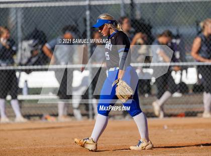 Thumbnail 3 in Bellevue East vs. Kearney photogallery.