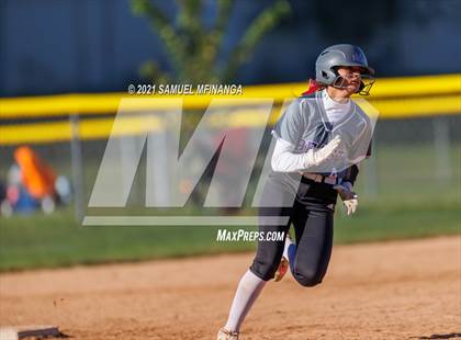 Thumbnail 1 in Bellevue East vs. Kearney photogallery.