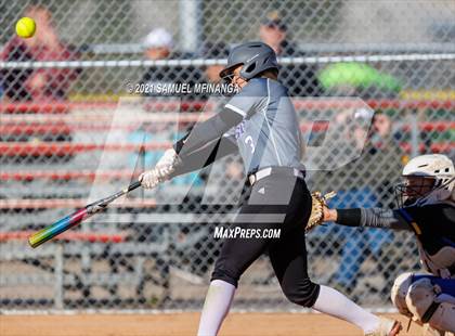 Thumbnail 3 in Bellevue East vs. Kearney photogallery.