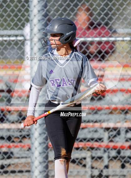 Thumbnail 3 in Bellevue East vs. Kearney photogallery.