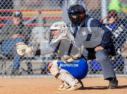 Thumbnail 3 in Bellevue East vs. Kearney photogallery.