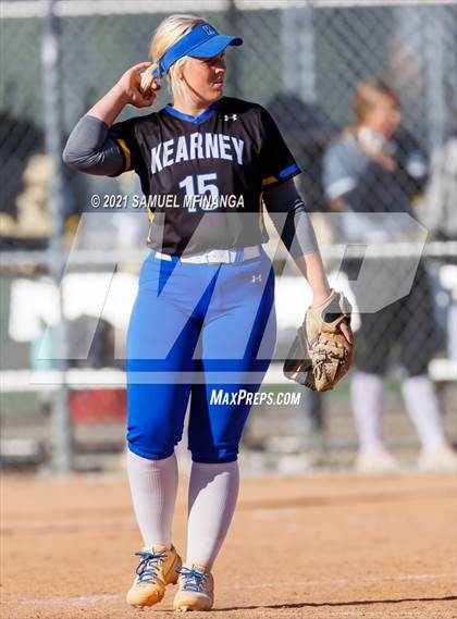 Thumbnail 2 in Bellevue East vs. Kearney photogallery.
