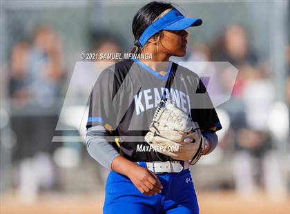 Thumbnail 1 in Bellevue East vs. Kearney photogallery.