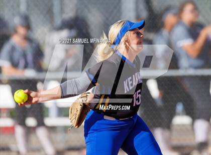Thumbnail 2 in Bellevue East vs. Kearney photogallery.