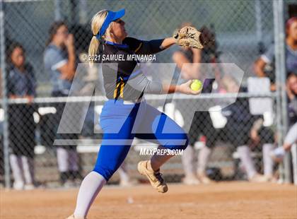 Thumbnail 3 in Bellevue East vs. Kearney photogallery.