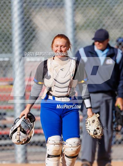 Thumbnail 2 in Bellevue East vs. Kearney photogallery.