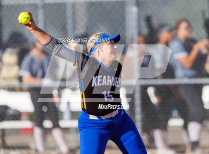 Thumbnail 1 in Bellevue East vs. Kearney photogallery.