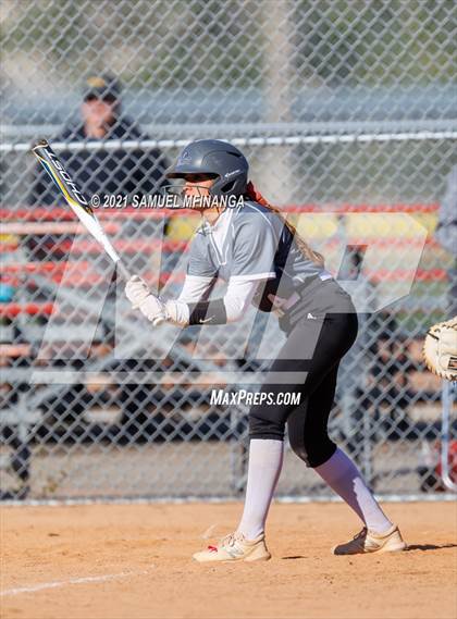 Thumbnail 2 in Bellevue East vs. Kearney photogallery.