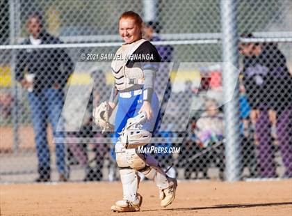 Thumbnail 1 in Bellevue East vs. Kearney photogallery.