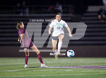 Thumbnail 2 in Bishop Ludden vs Auburn photogallery.