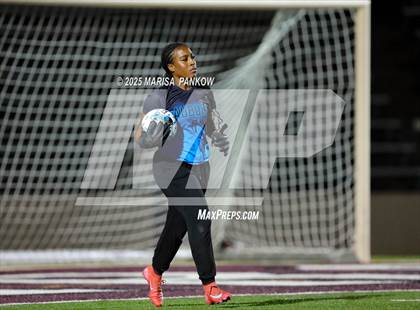 Thumbnail 1 in Bishop Ludden vs Auburn photogallery.