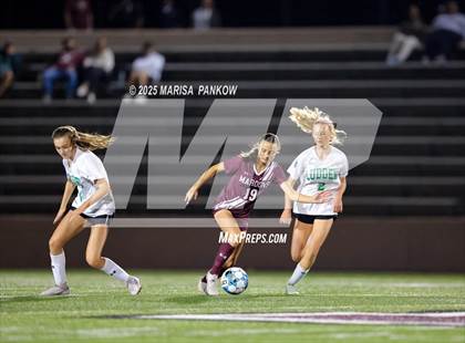 Thumbnail 3 in Bishop Ludden vs Auburn photogallery.