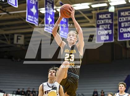 Thumbnail 3 in Wes-Del vs. Monroe Central (Fieldhouse Classic)  photogallery.