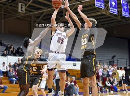 Thumbnail 1 in Wes-Del vs. Monroe Central (Fieldhouse Classic)  photogallery.