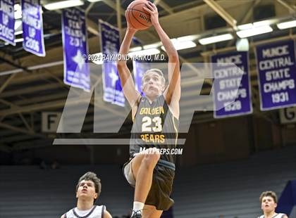 Thumbnail 1 in Wes-Del vs. Monroe Central (Fieldhouse Classic)  photogallery.