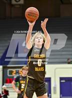 Photo from the gallery "Wes-Del vs. Monroe Central (Fieldhouse Classic) "